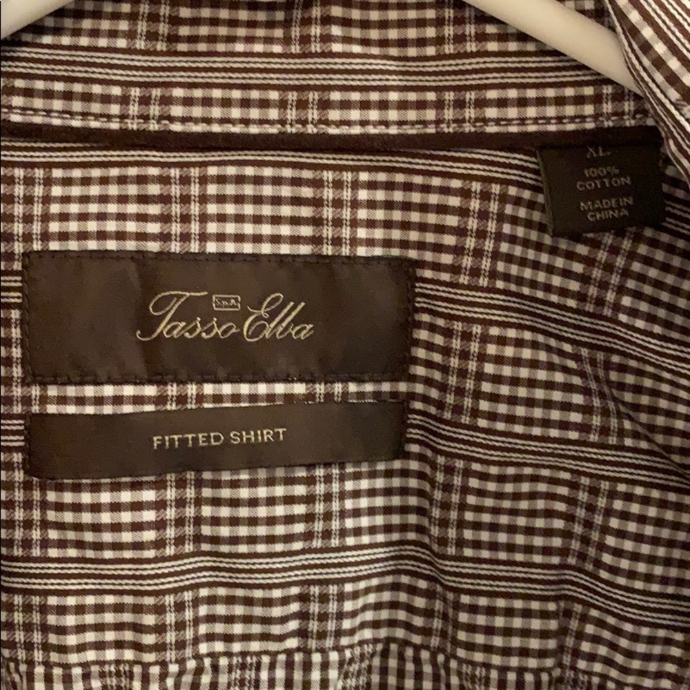 Button down - Picture 2 of 2